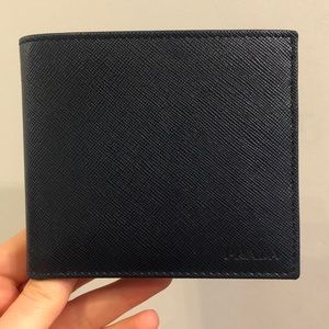 Prada Wallet BRAND NEW